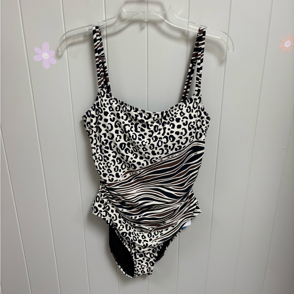 ☘️ NWT Bleu Rod Beattie Pecan Swimsuit Size 10